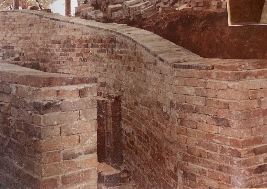 Hewitt kiln build - walls